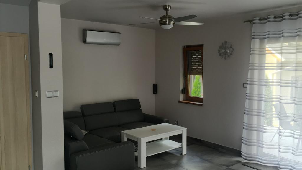 Grey House Villa Boszkowo Exterior photo